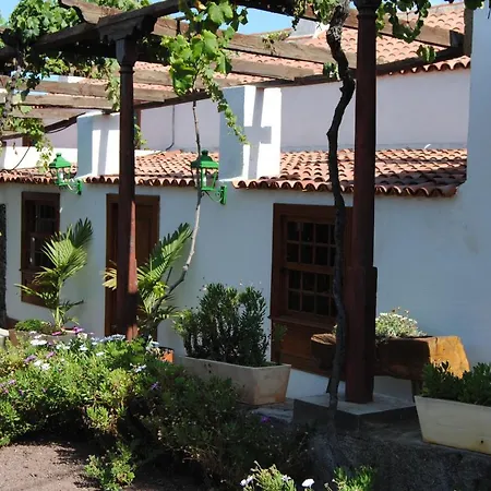 Casa Del Cura Viejo Kır Evi Arafo